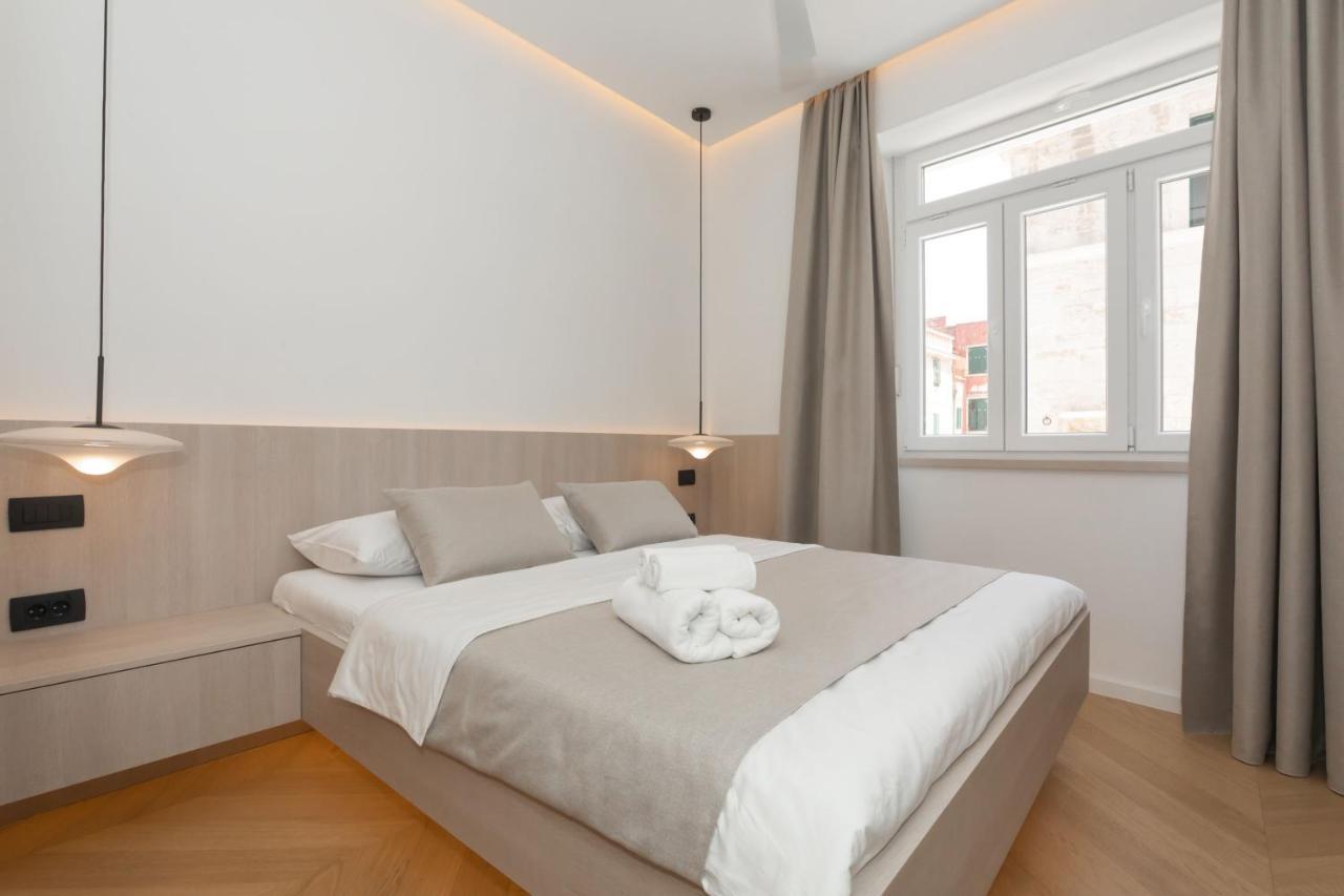 Etoile Apartment Šibenik Buitenkant foto